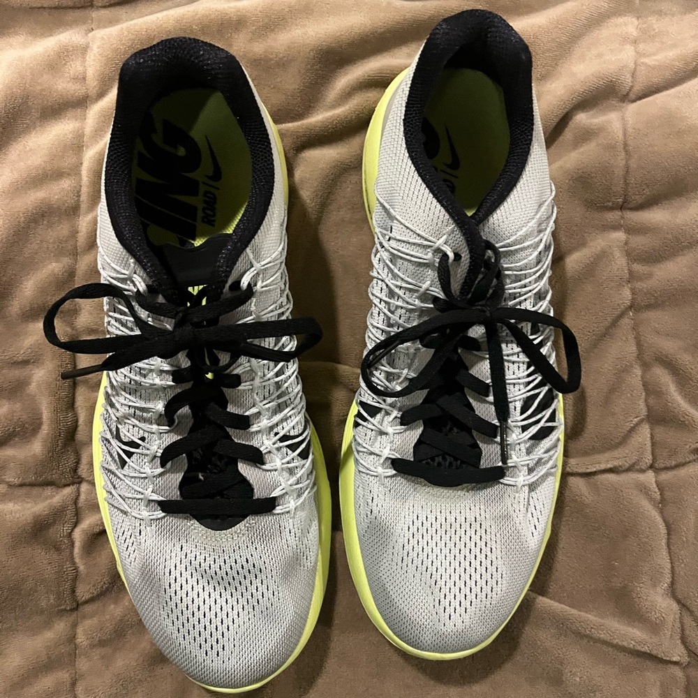 Nike Women’s Gray and Yellow Running Shoes Size 10